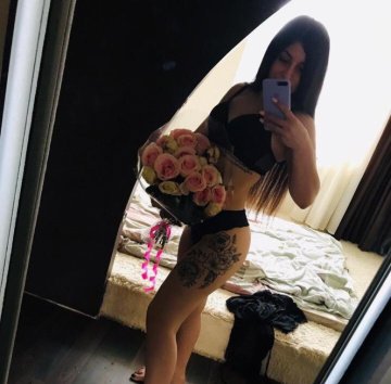 Страпонессы: проститутки индивидуалки в Санкт-Петербурге